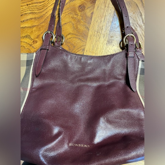 Burberry Canterbury Burgundy Tote - Picture 4 of 8